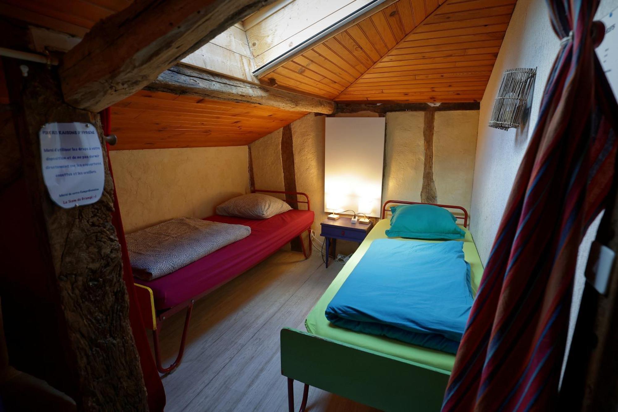 Le Grange Hostel Giscaro Exterior photo